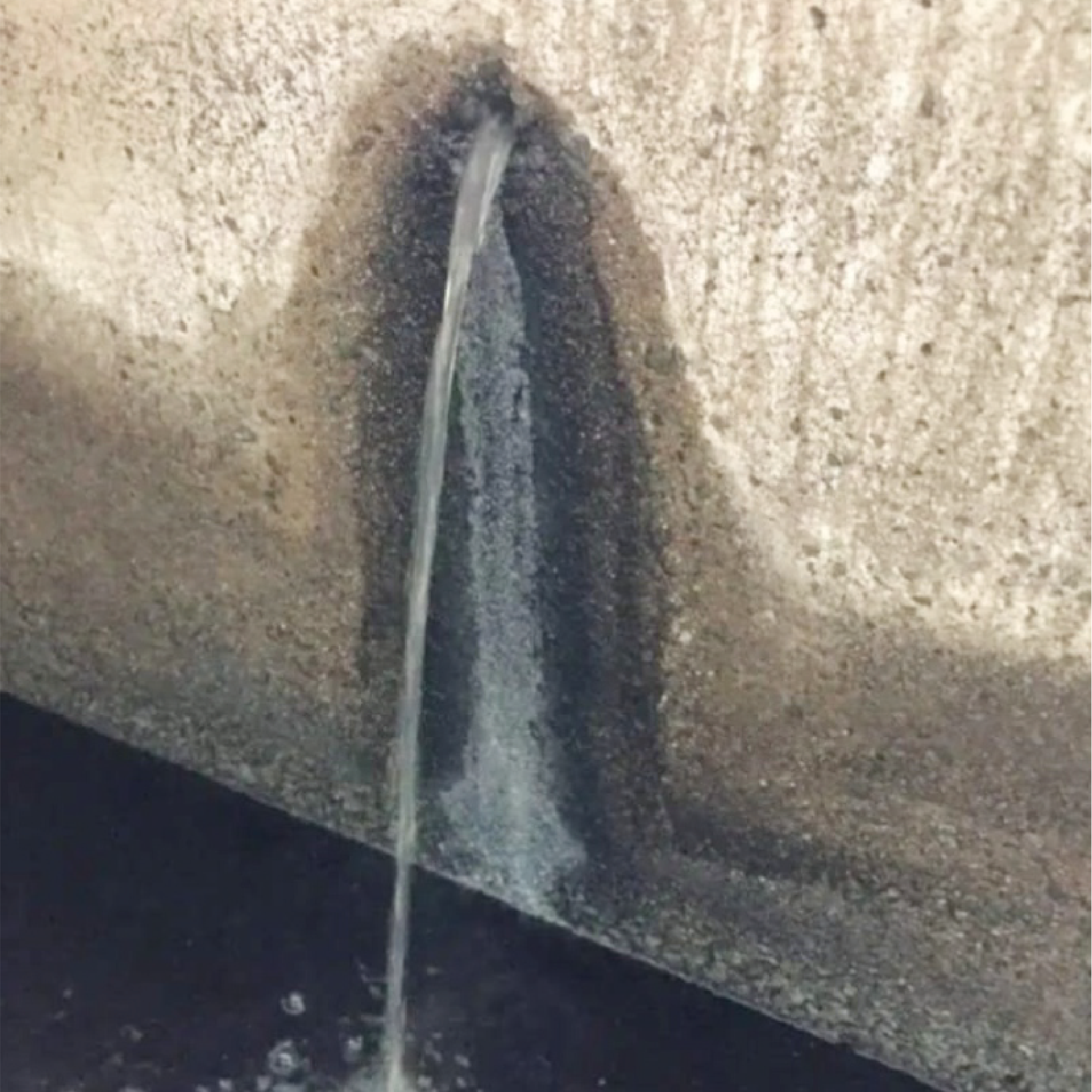 waterplug 1.jpg